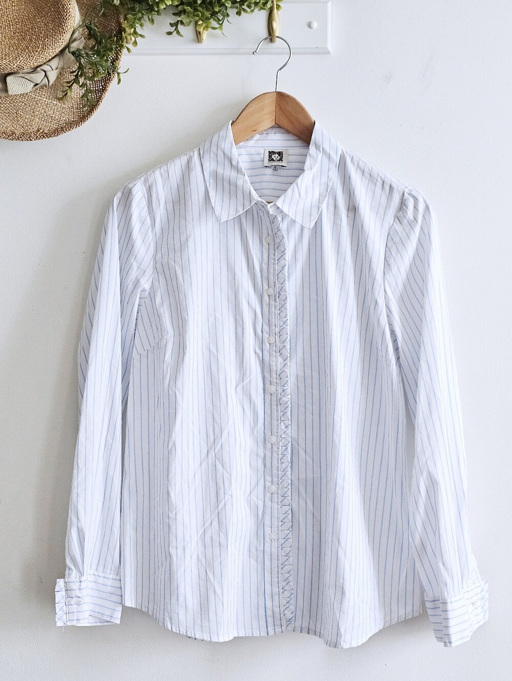 Anne Klein Striped Button Down Shirt Blue White Ruffle Trim Women’s M